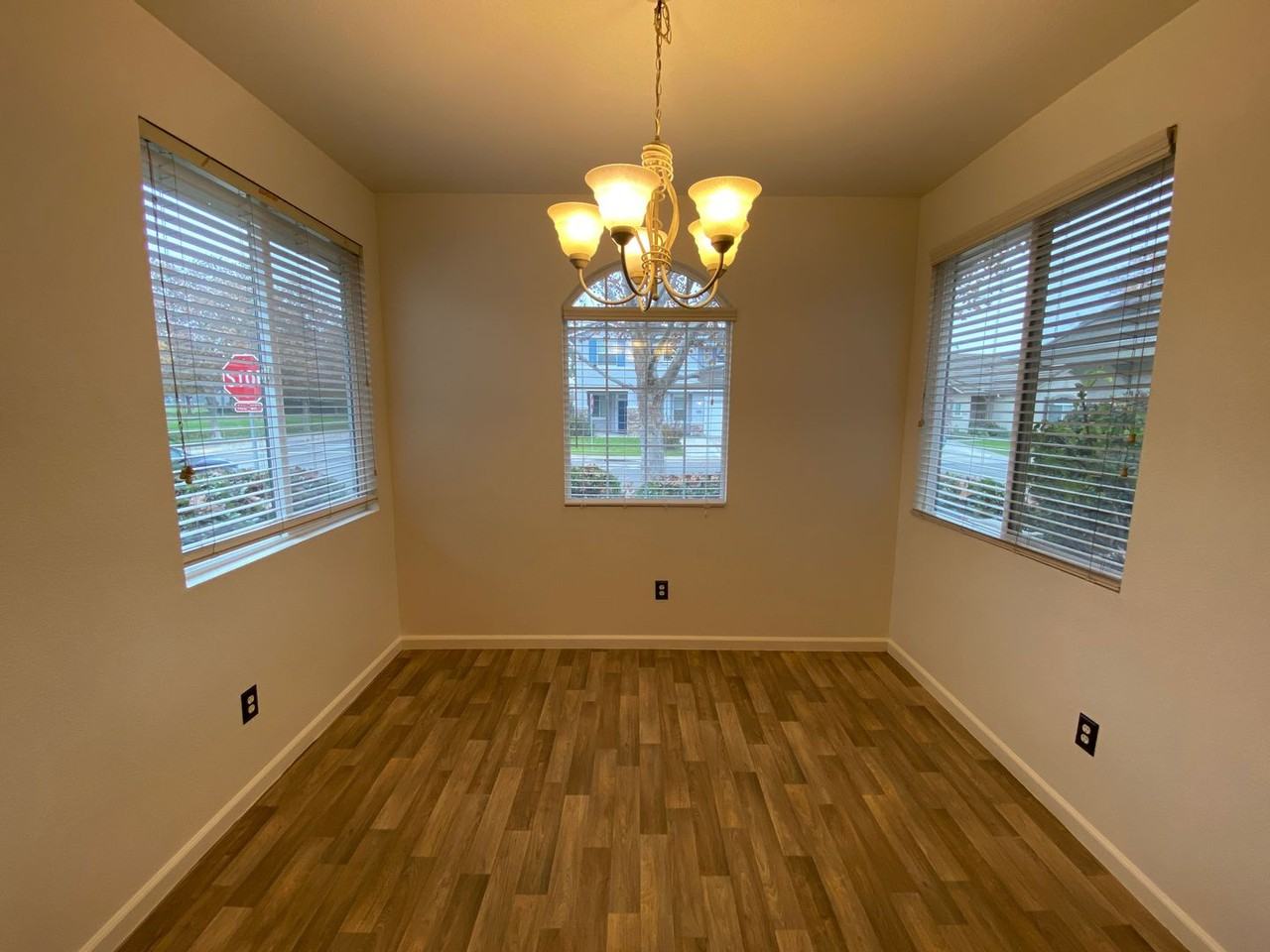 5701 Gold Poppy Way - Photo 7 of 29