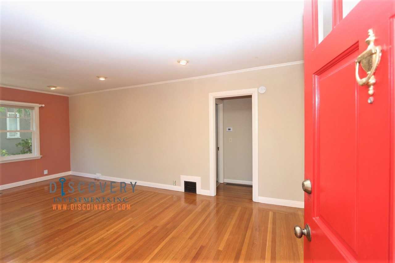 125 Ronada Ave - Photo 2 of 25