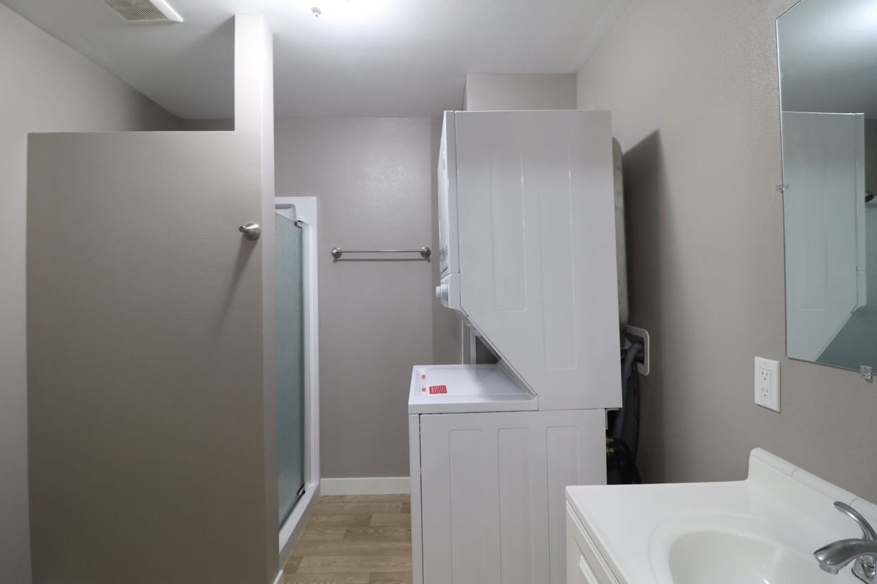 Wagon Wheel Mobile Home Park - Photo 7 of 28