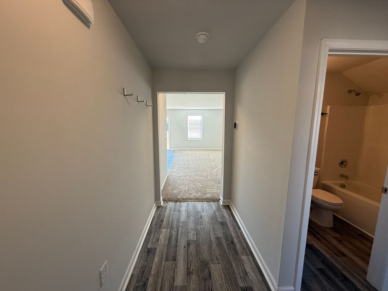 204 Taylors Creek Way - Photo 3 of 24