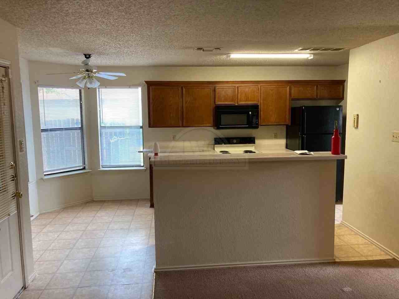 2607 Schulze Drive - Photo 5 of 16