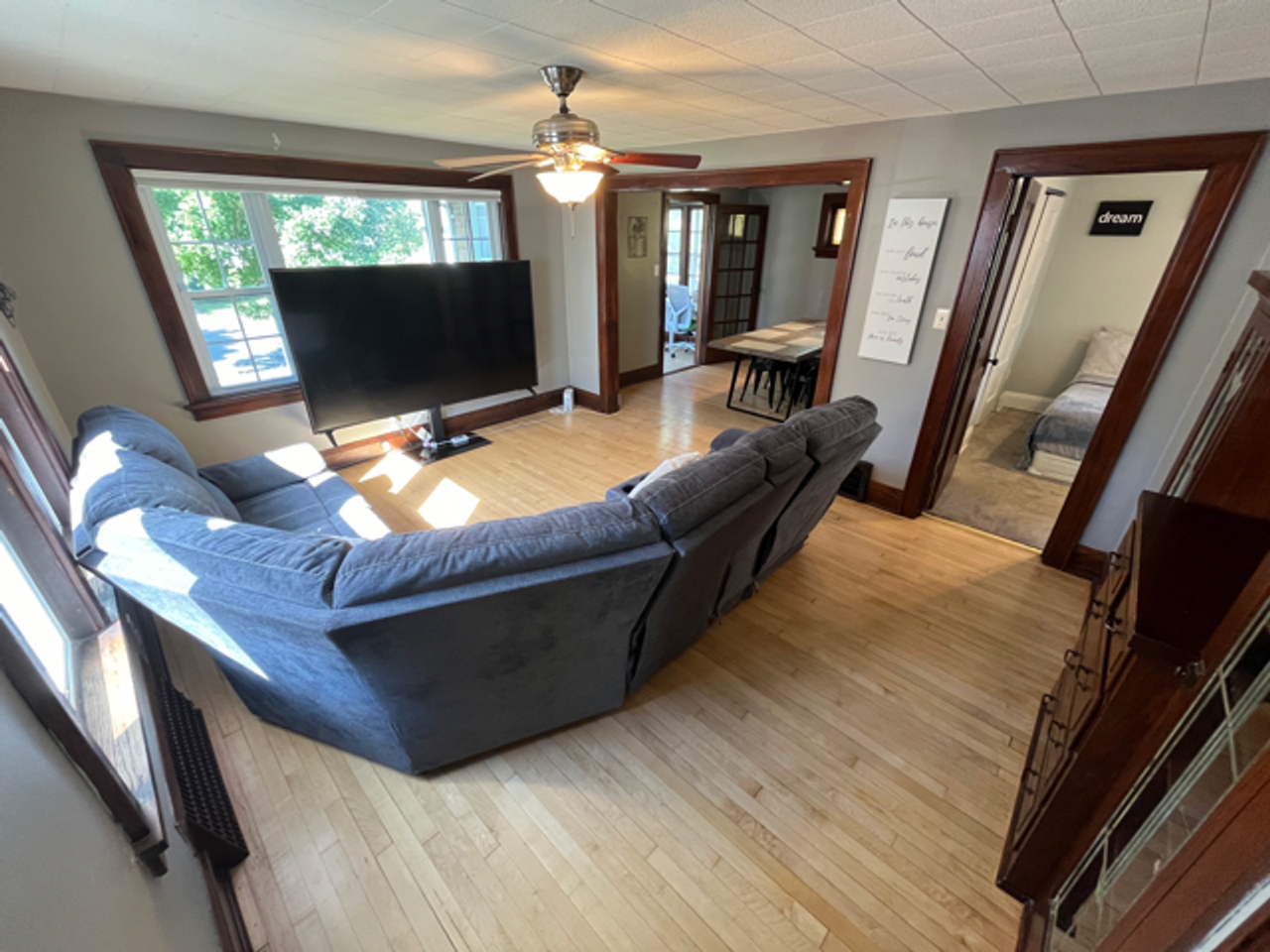 334 North 60th Street - Photo 5 of 18