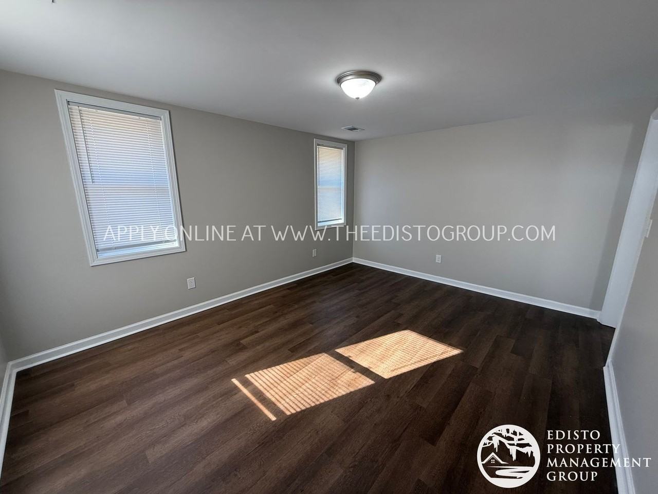 599 Bayne St - Photo 3 of 12