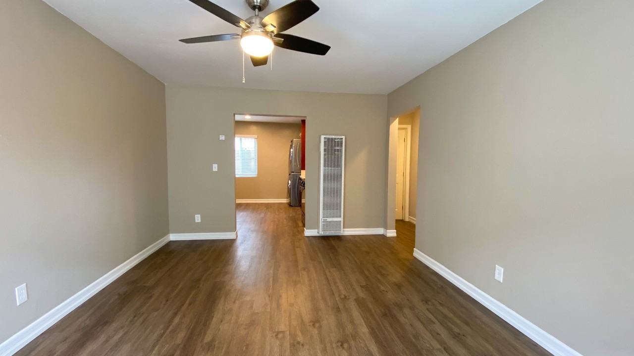 CG - Euclid Apartments - Photo 4 of 32