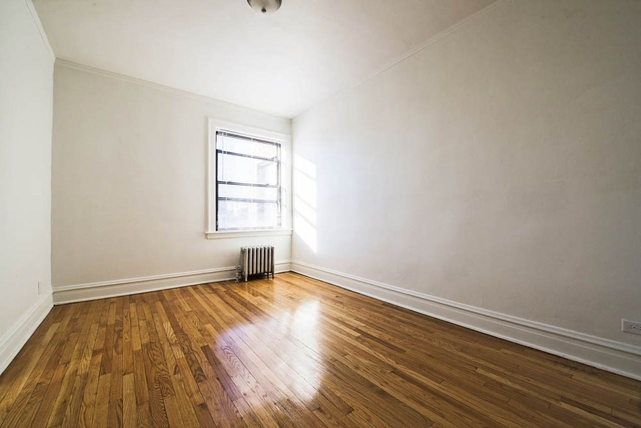 1704 W 77th St 7656 S Paulina St Chicago, IL 60620 - Photo 4 of 28