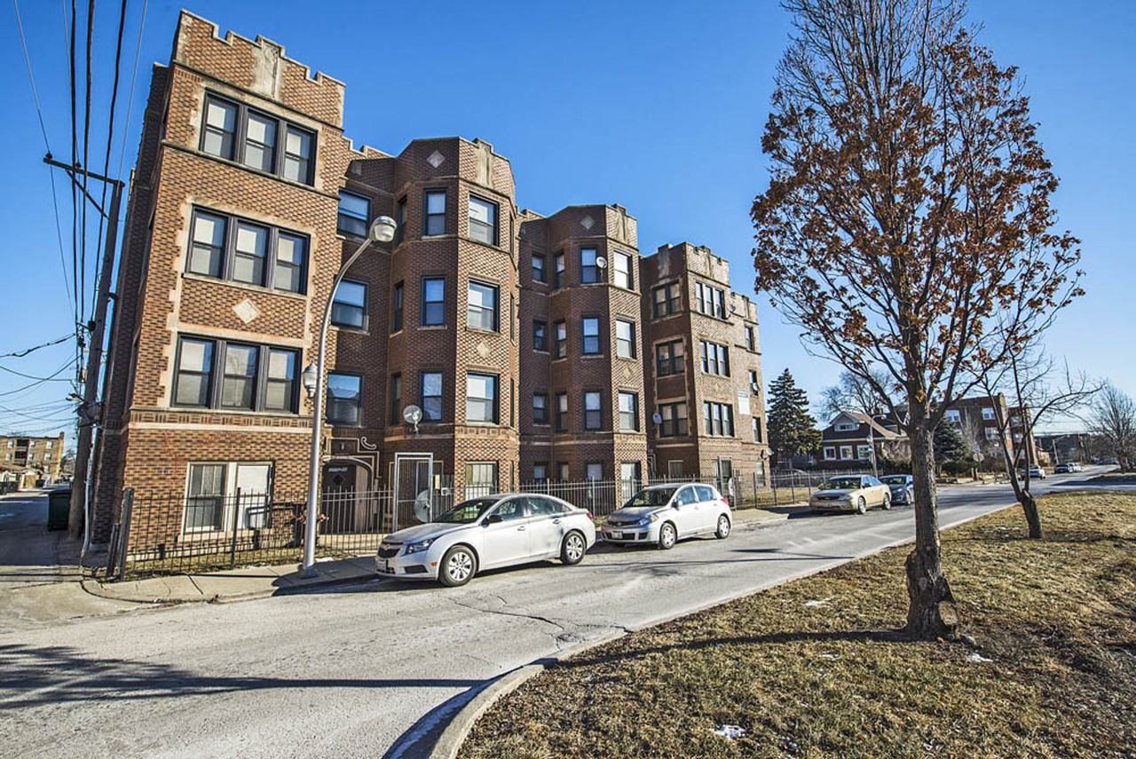 1704 W 77th St 7656 S Paulina St Chicago, IL 60620 - Photo 7 of 28