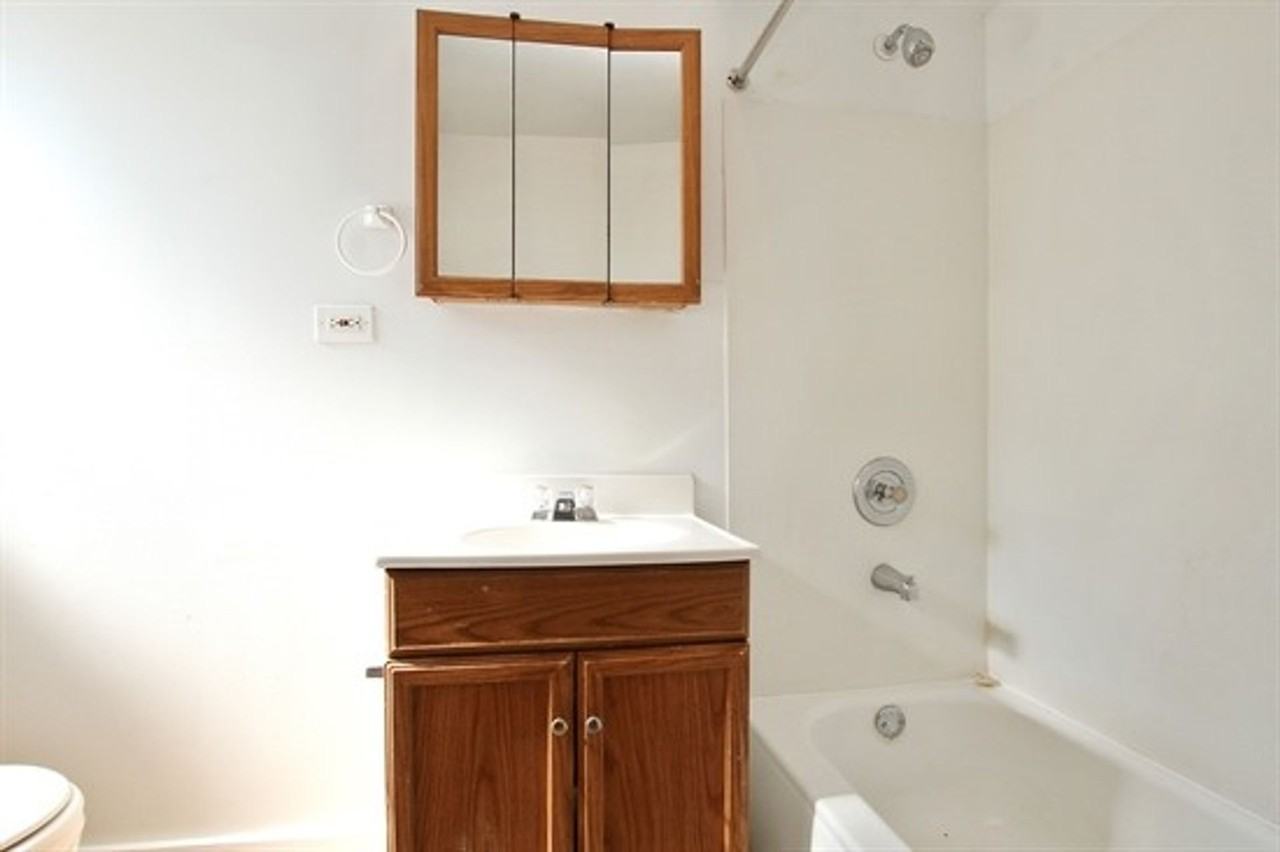 6306 S Artesian Ave 2435 W 63rd St Chicago, IL 60629 - Photo 2 of 19