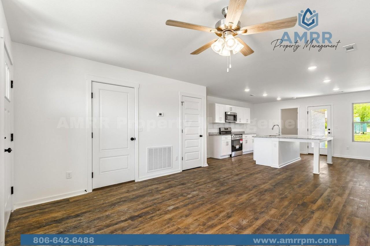 1714 Farmer St - Photo 3 of 15