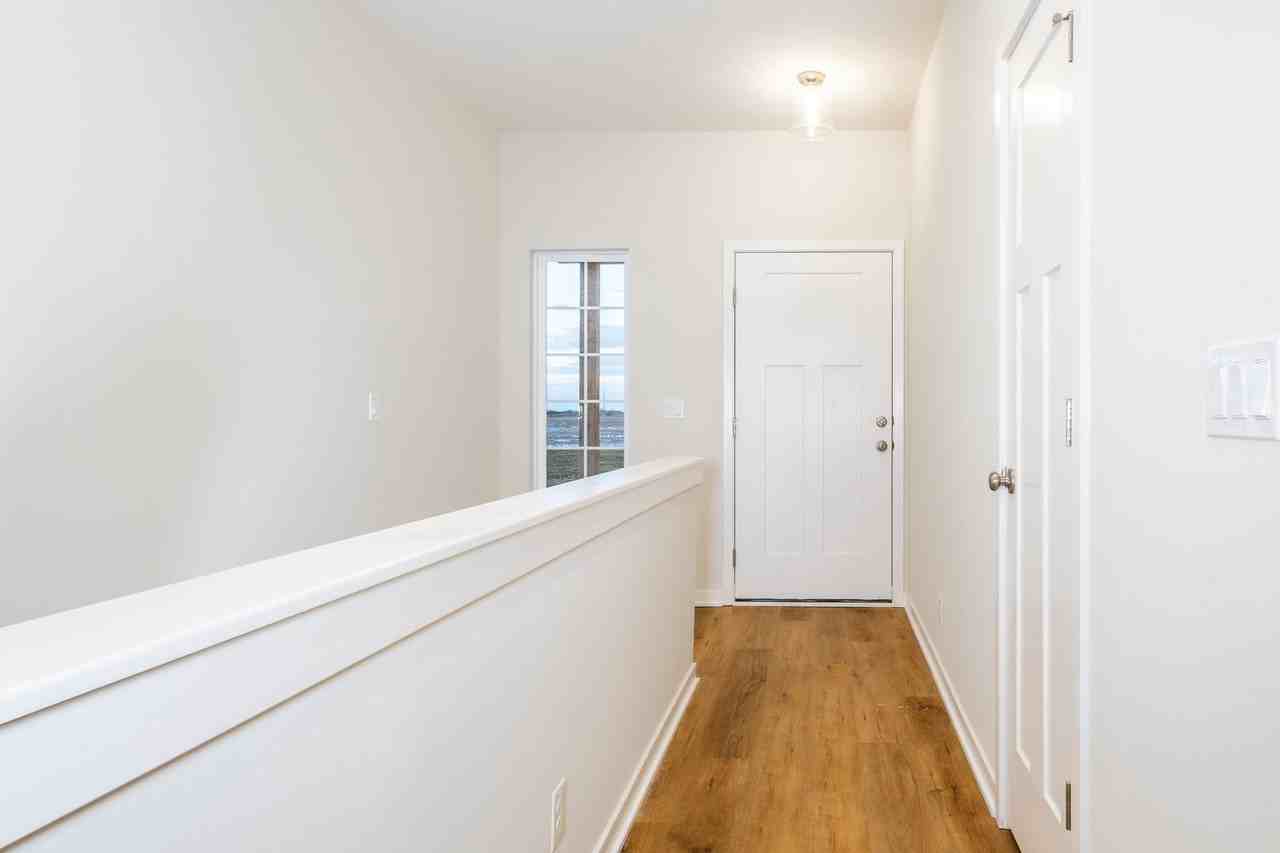 12350 Edgewater Drive - Photo 4 of 24