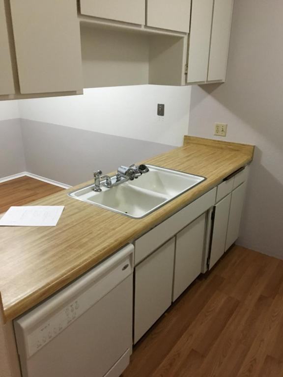 2004 Ahern Street - Photo 6 of 8