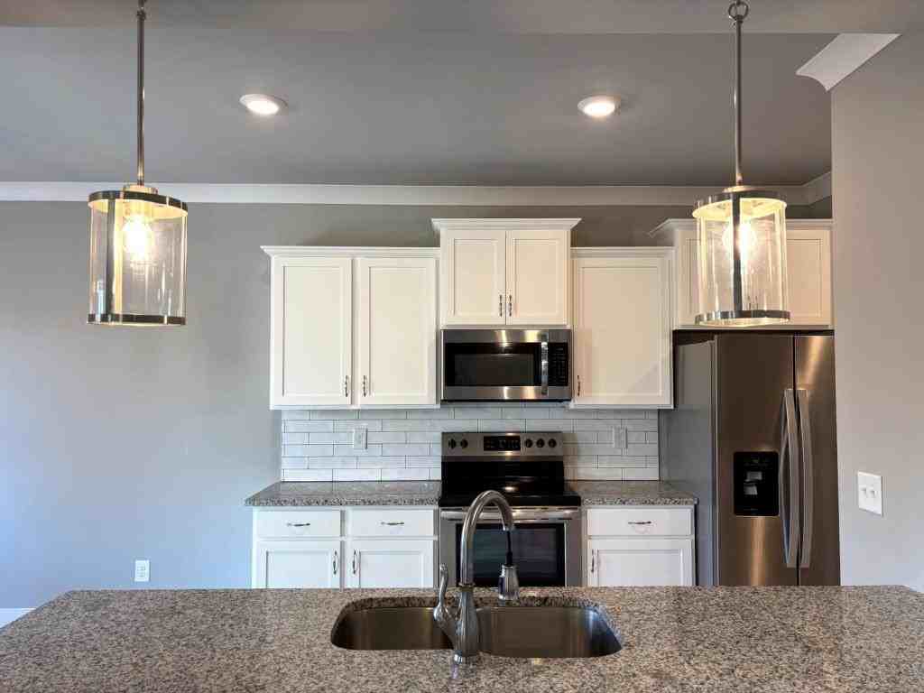 249 Melba Lane - Photo 6 of 21