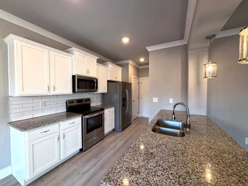 249 Melba Lane - Photo 7 of 21