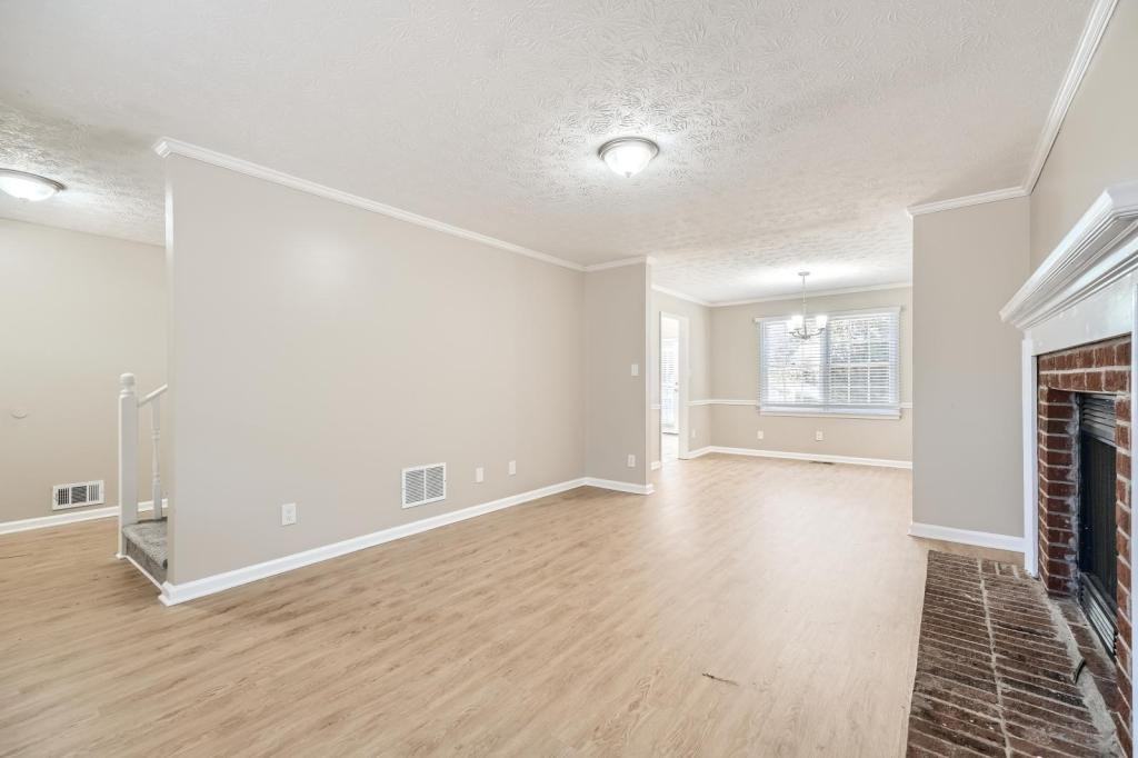 849 Ridge Ave - Photo 2 of 8