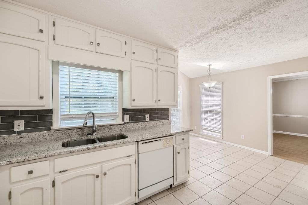 849 Ridge Ave - Photo 4 of 8