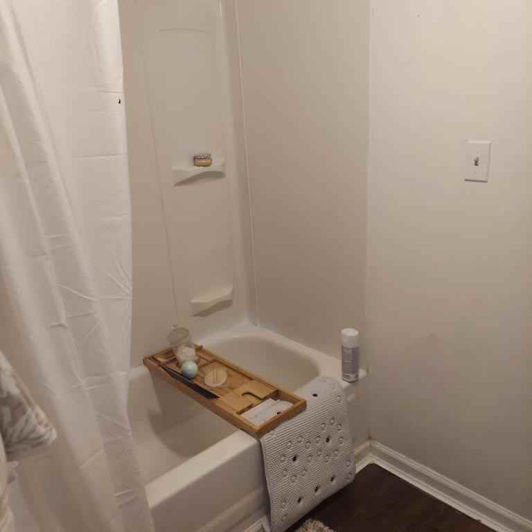 450 Highland Avenue Northwest - Photo 5 of 14