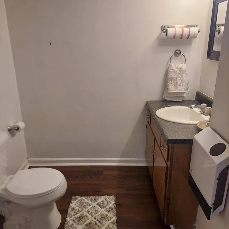 450 Highland Avenue Northwest - Photo 6 of 14