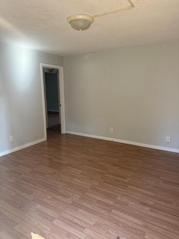 2030 Ridgeview Drive Northwest - Photo 5 of 8