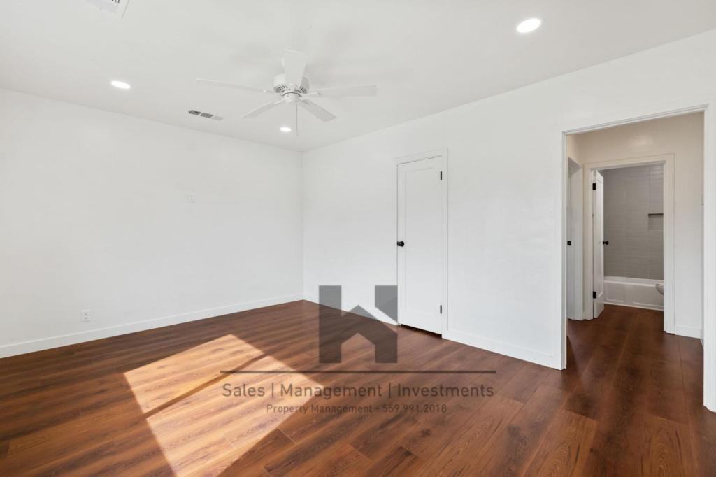 656 East King Avenue - Photo 5 of 16