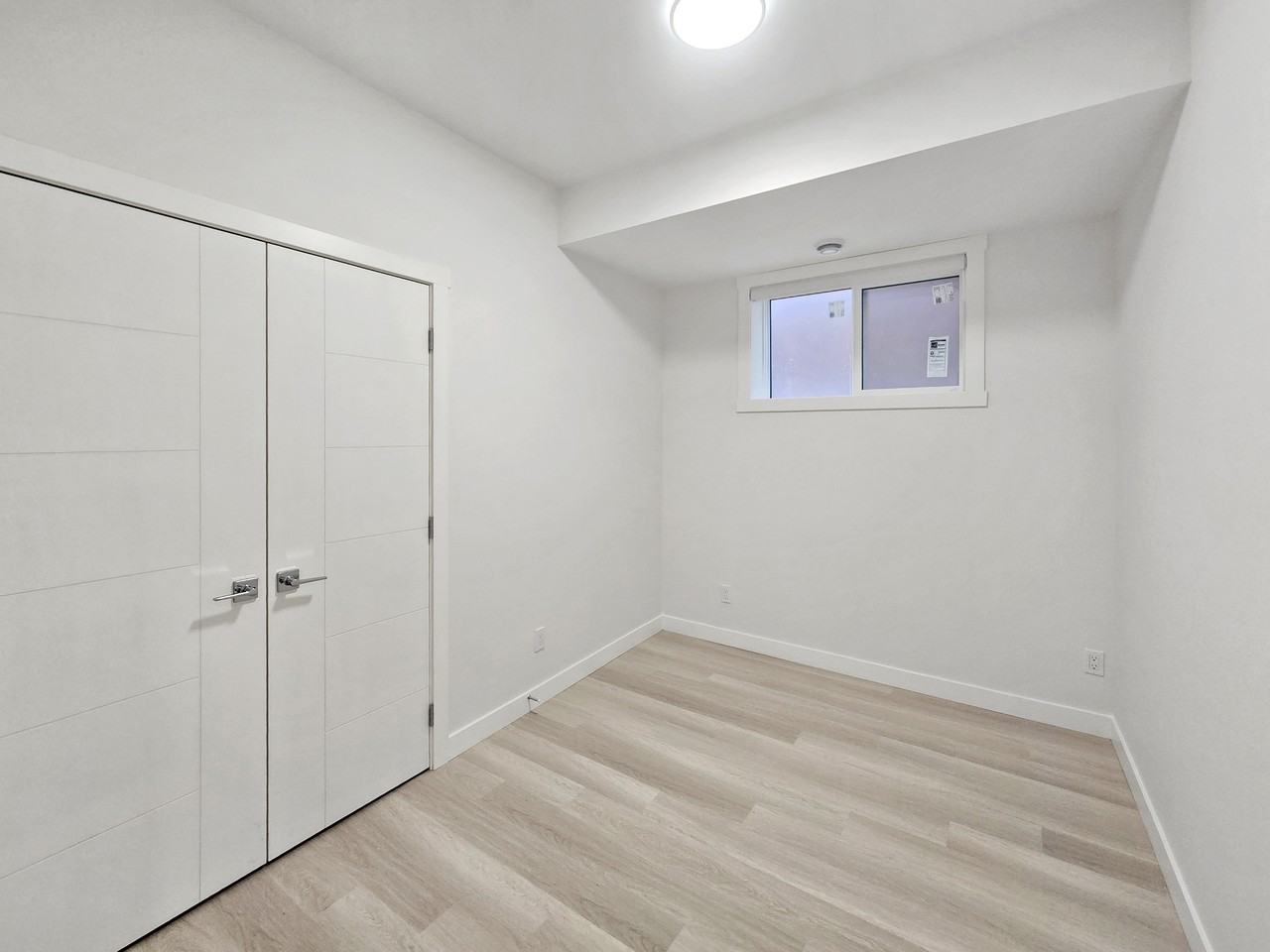 6123 33 Ave Nw #B1 - Photo 4 of 14