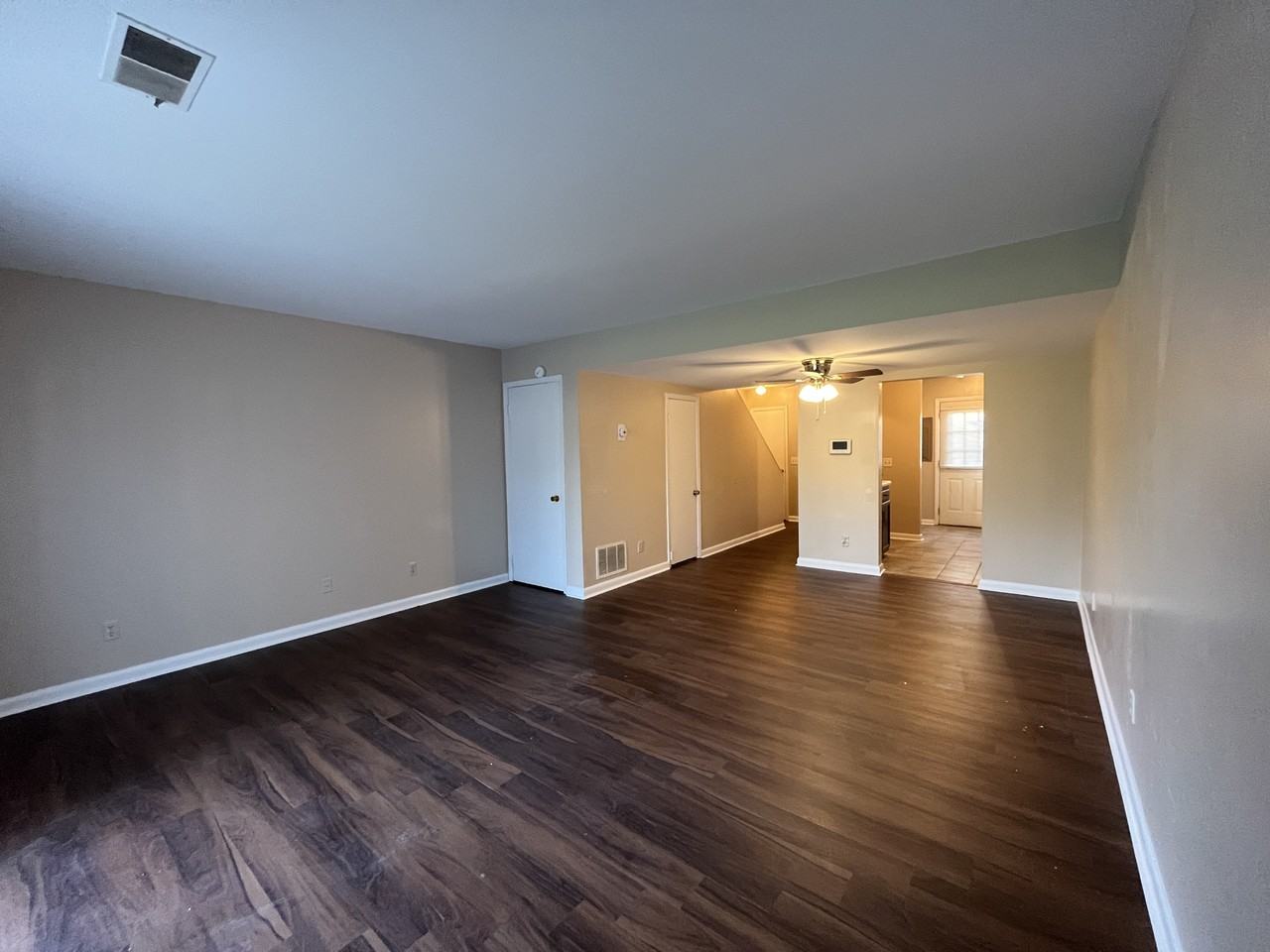 901 Olmstead Dr #11 - Photo 3 of 8