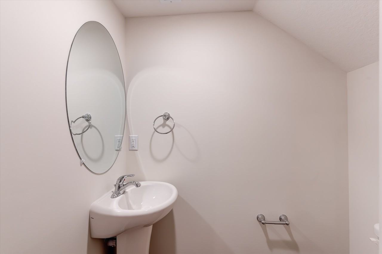 454 E Norton Rd #1 - Photo 6 of 26