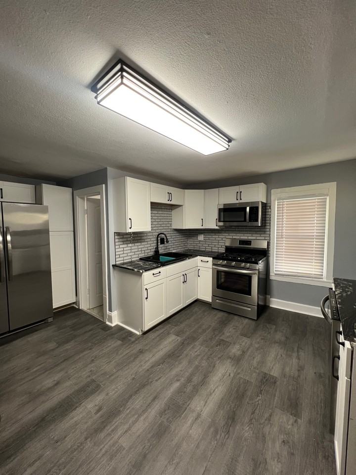 205 205 Ashworth PlRm 1 #1 - Photo 2 of 30