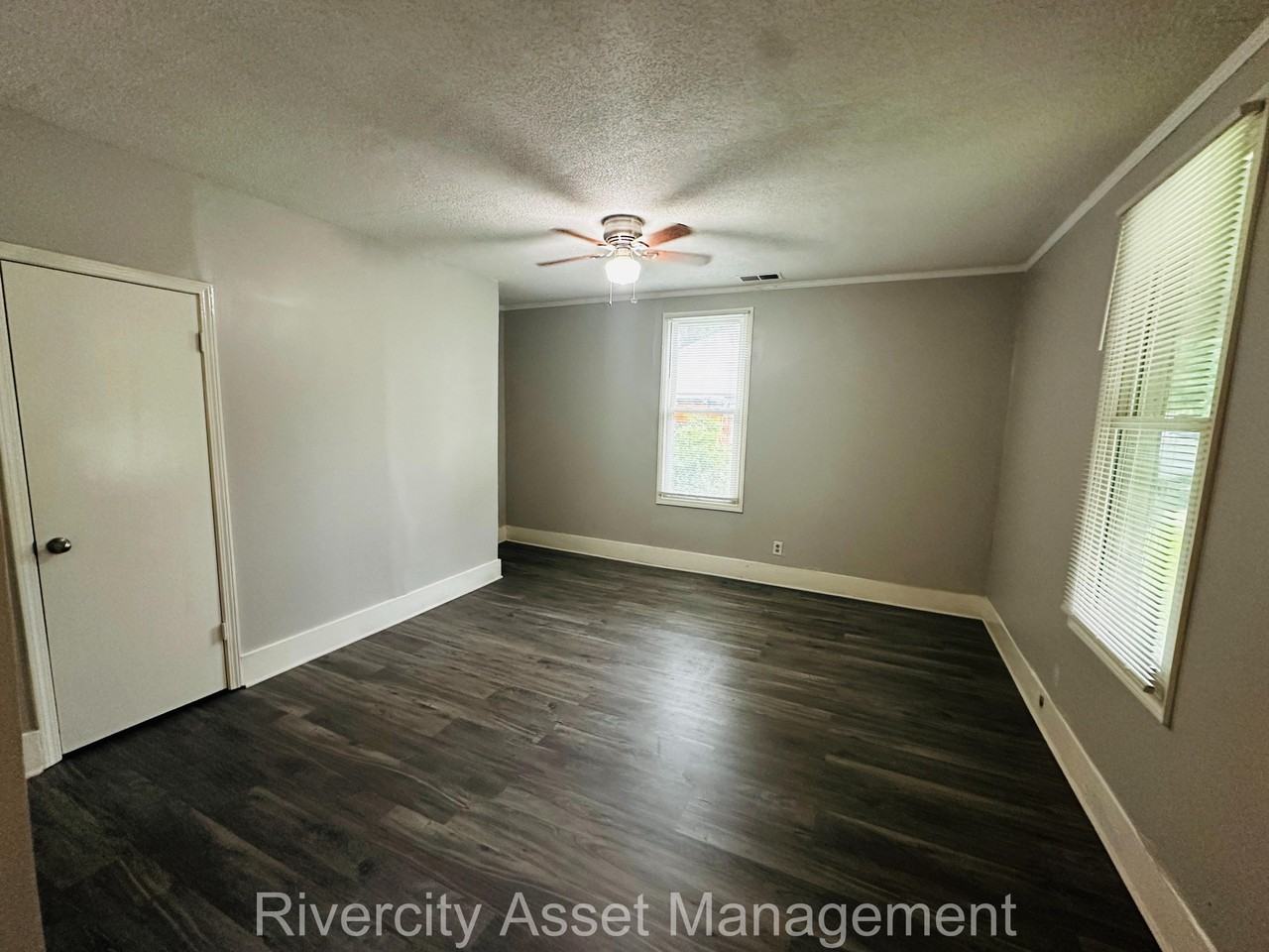 3578 Hazelwood Avenue #1 - Photo 4 of 10