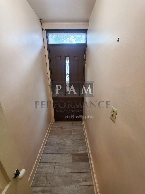 919 E Brady St - Photo 2 of 26