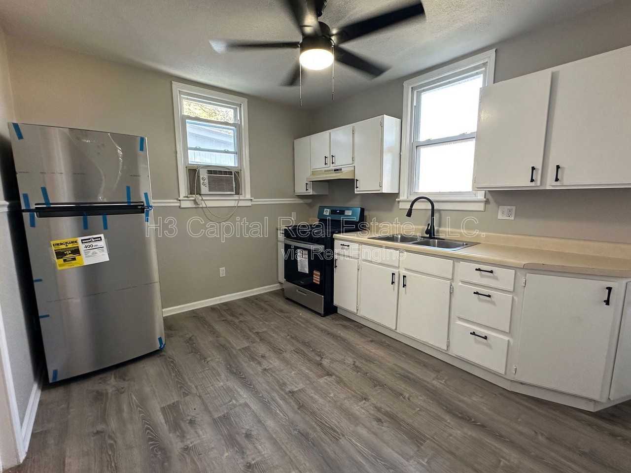 114 N Missouri Ave #A - Photo 2 of 7