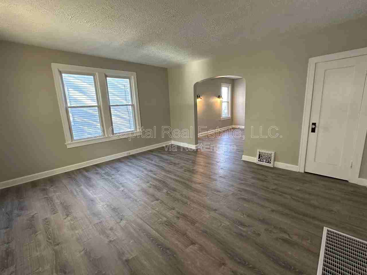 114 N Missouri Ave #A - Photo 4 of 7