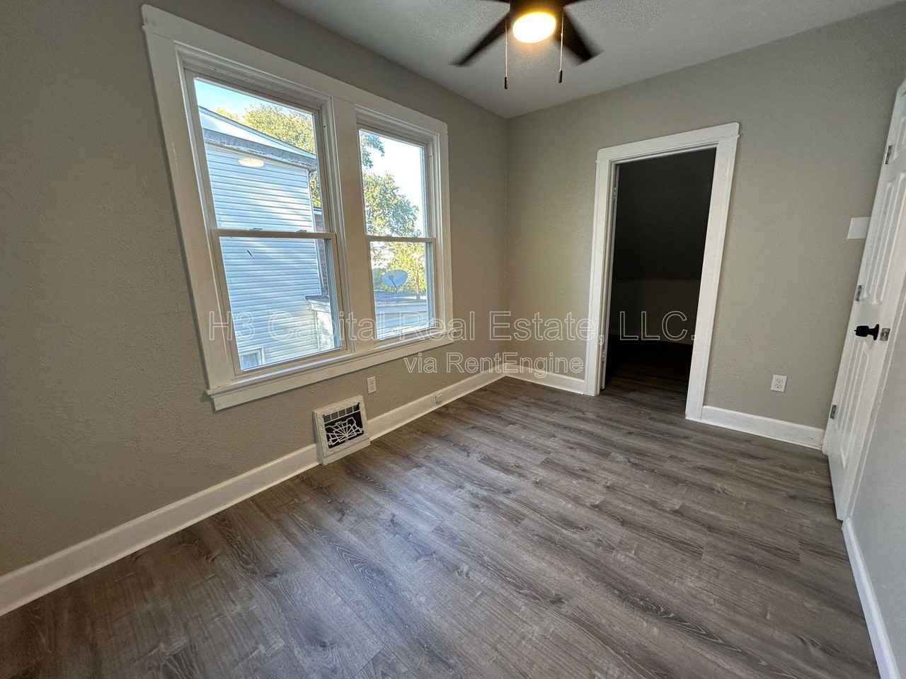 114 N Missouri Ave #A - Photo 6 of 7