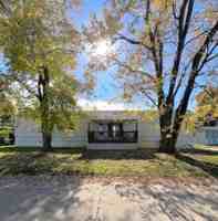 featured image of 435 Parkside Drive