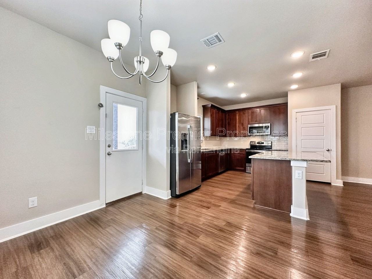 3908 Ashton Dr #1 - Photo 5 of 28