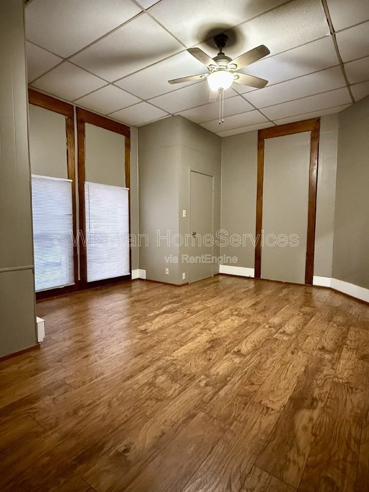 429 N 8th St #A - Photo 7 of 17