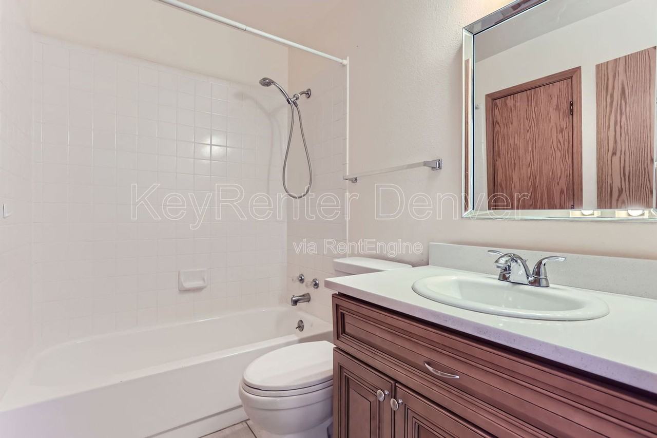 460 East Arden Circle - Photo 7 of 12