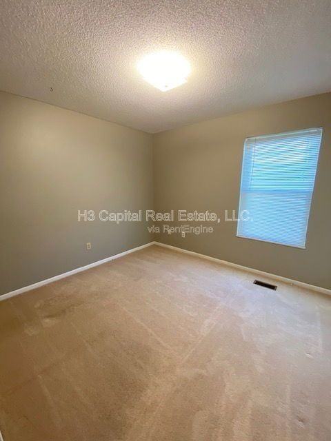713 Country Oaks Ln - Photo 6 of 14