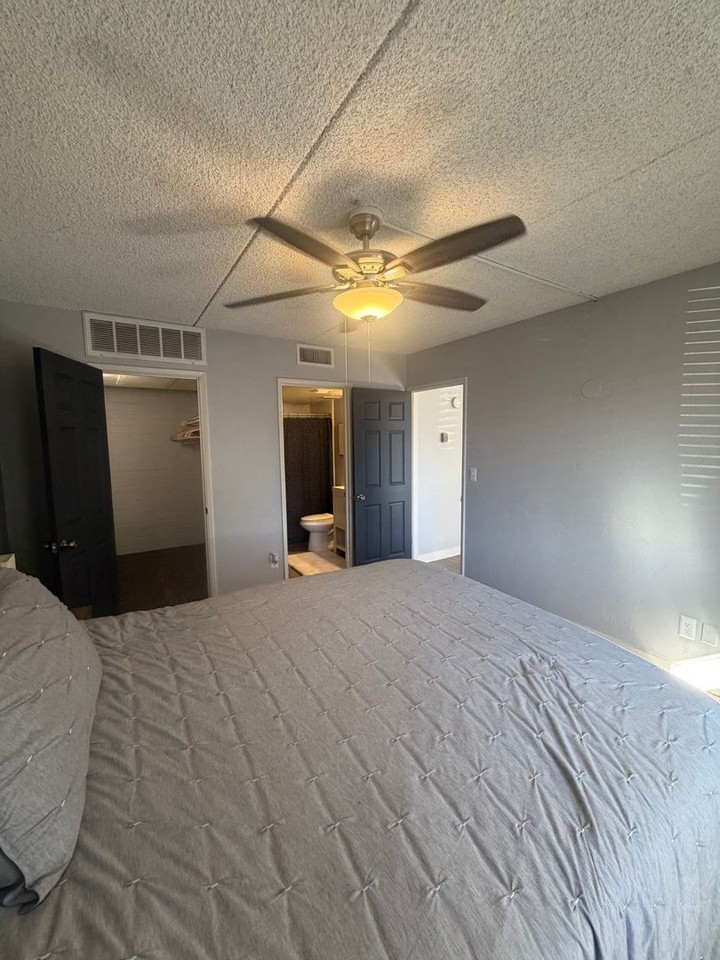 2350 E Water St #B204 - Photo 7 of 20
