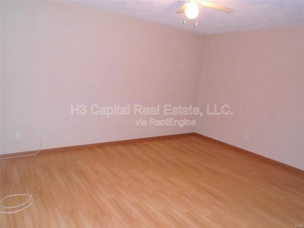 110 Northtowne St - Photo 2 of 19