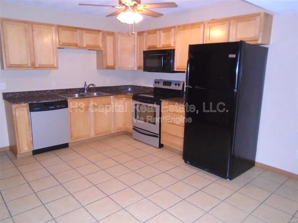 110 Northtowne St - Photo 6 of 19