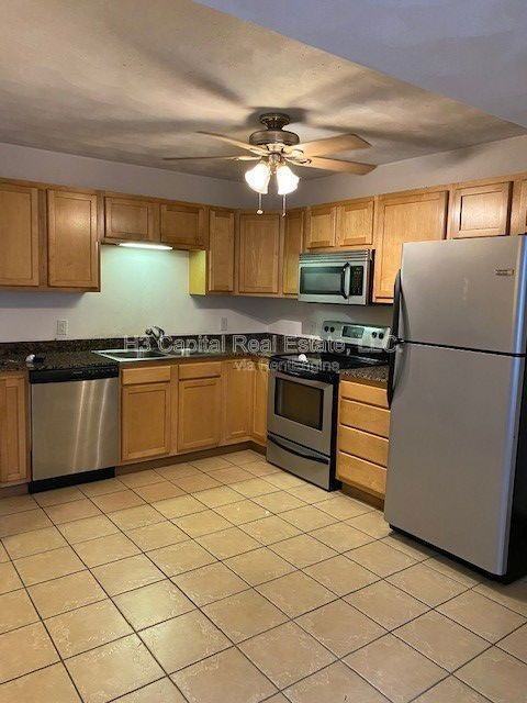 110 Northtowne St - Photo 7 of 19