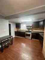 featured image of 1112 E Colvin St Rm 1 #1