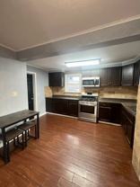 1112 E Colvin St Rm 1 #1 - Photo 1 of 1