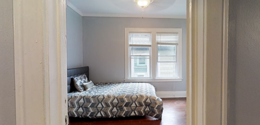 1322 Madison St #2 - Photo 5 of 19
