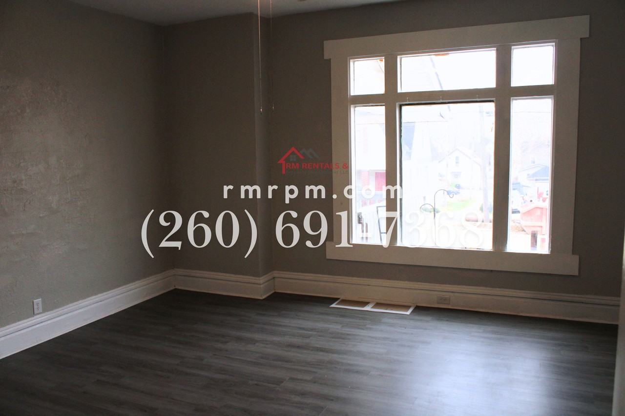 324 E Tipton St #1 - Photo 7 of 12