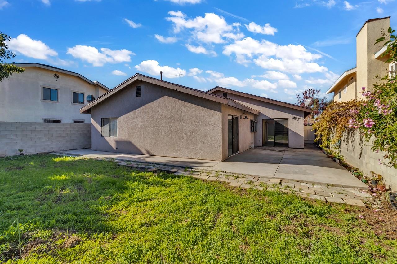 1688 Bruin Street #1 - Photo 4 of 28