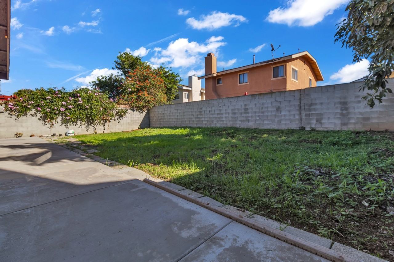 1688 Bruin Street #1 - Photo 5 of 28