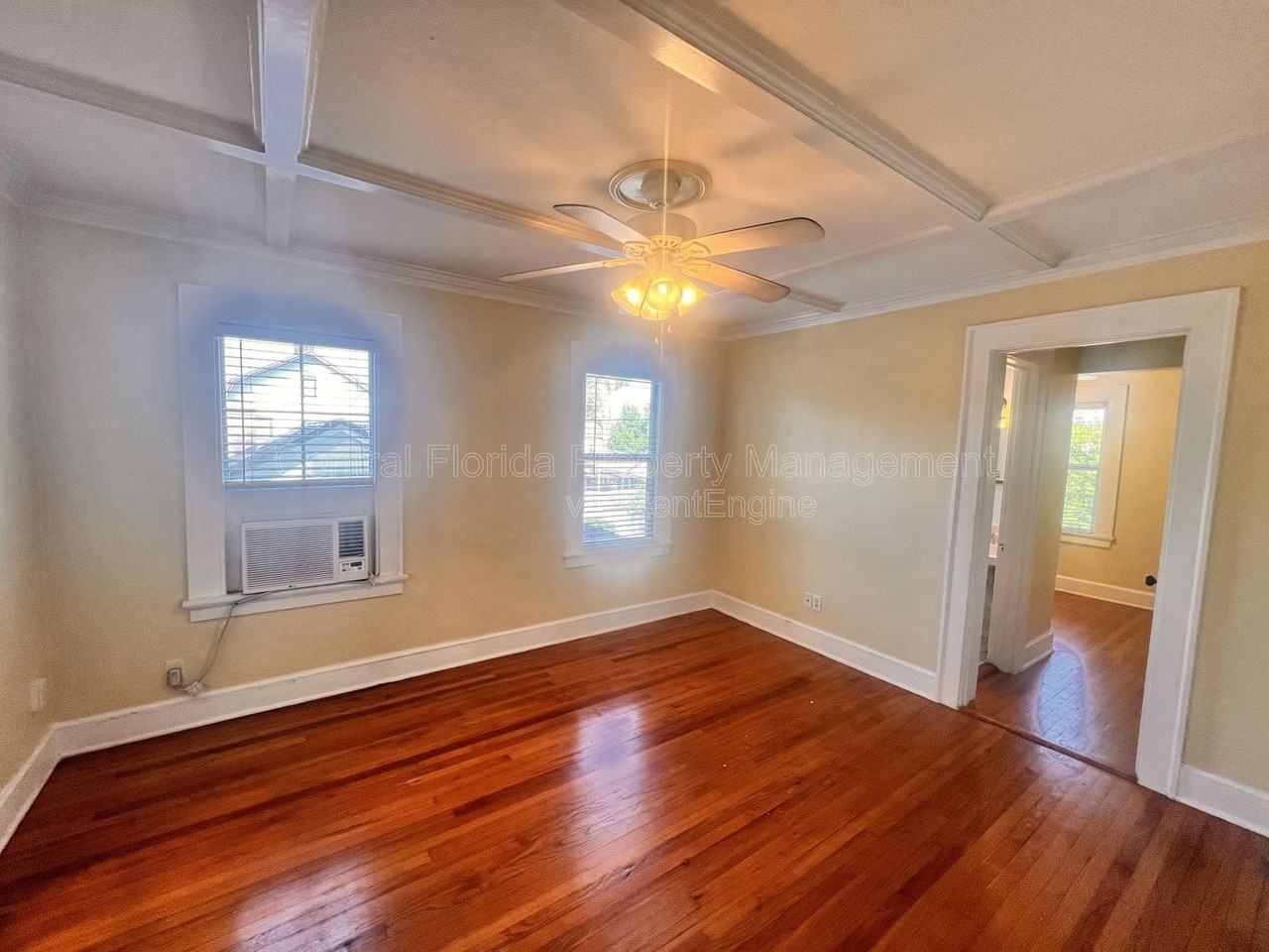 617 N Hyer Ave #3 - Photo 3 of 13