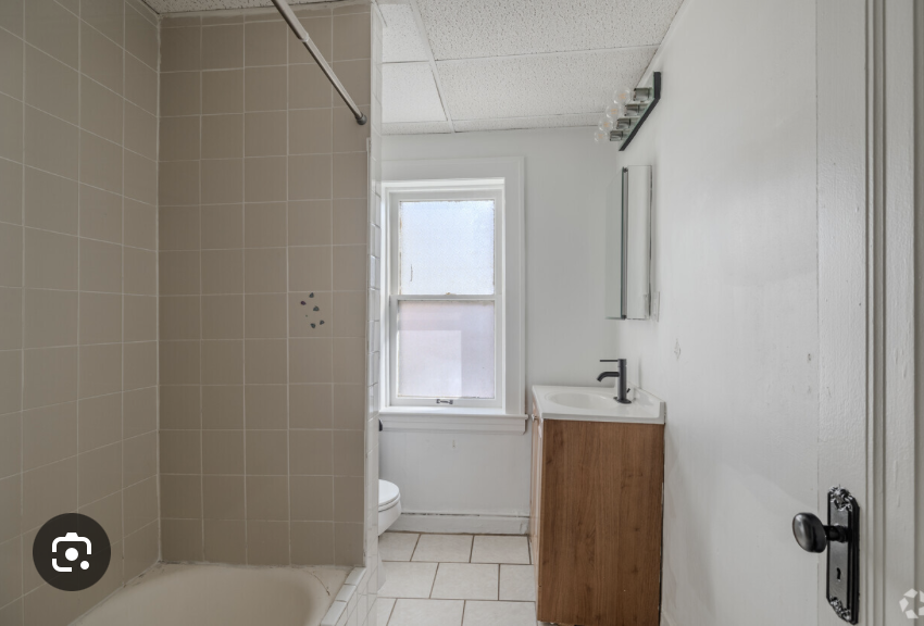 2758 2758 Hampshire RoadUnit 9 - Photo 7 of 8