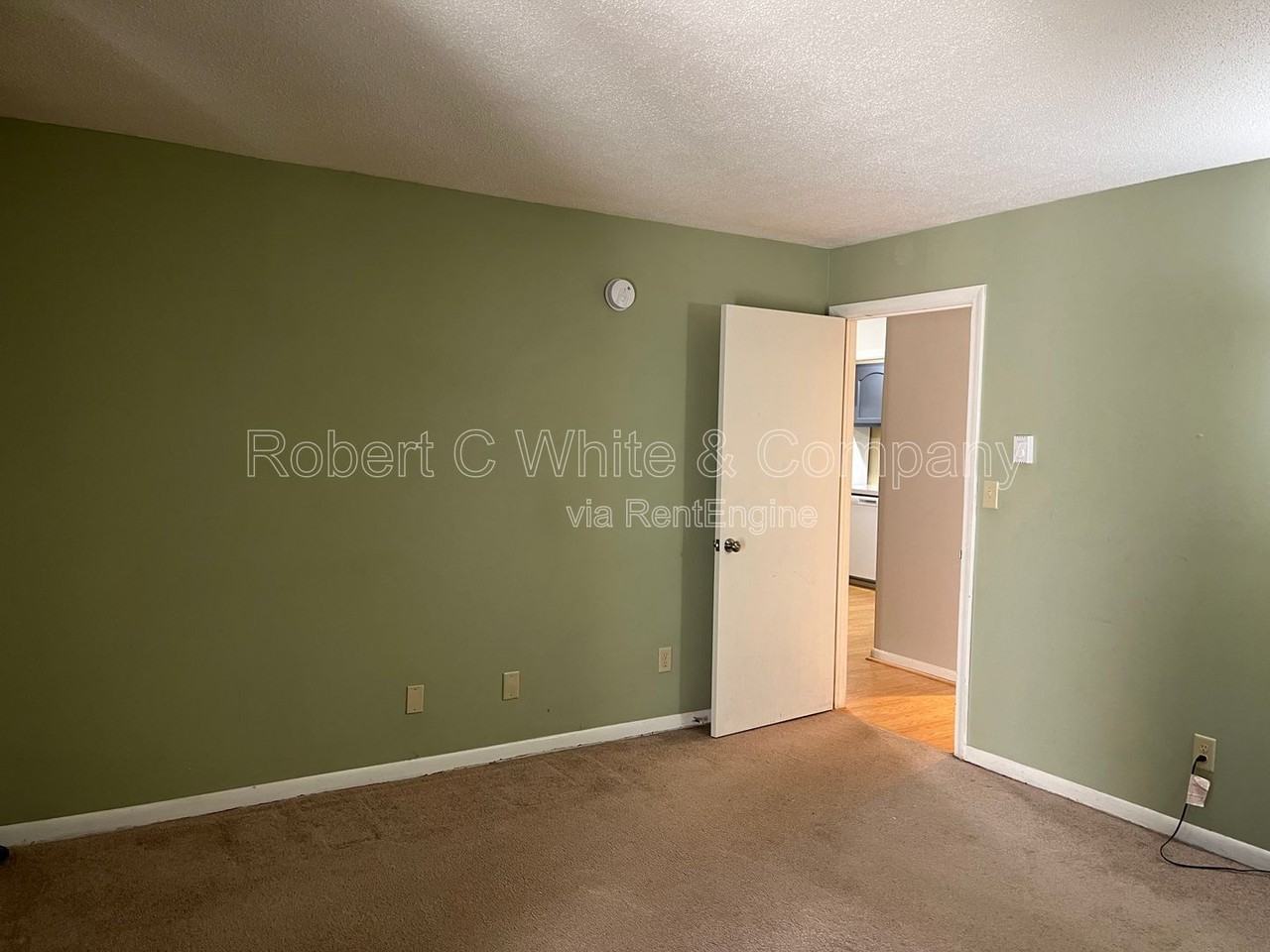 7 Country Squire Dr #G - Photo 7 of 7