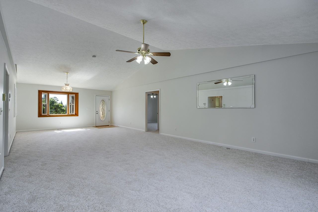 201 Seminole Circle #1 - Photo 5 of 27